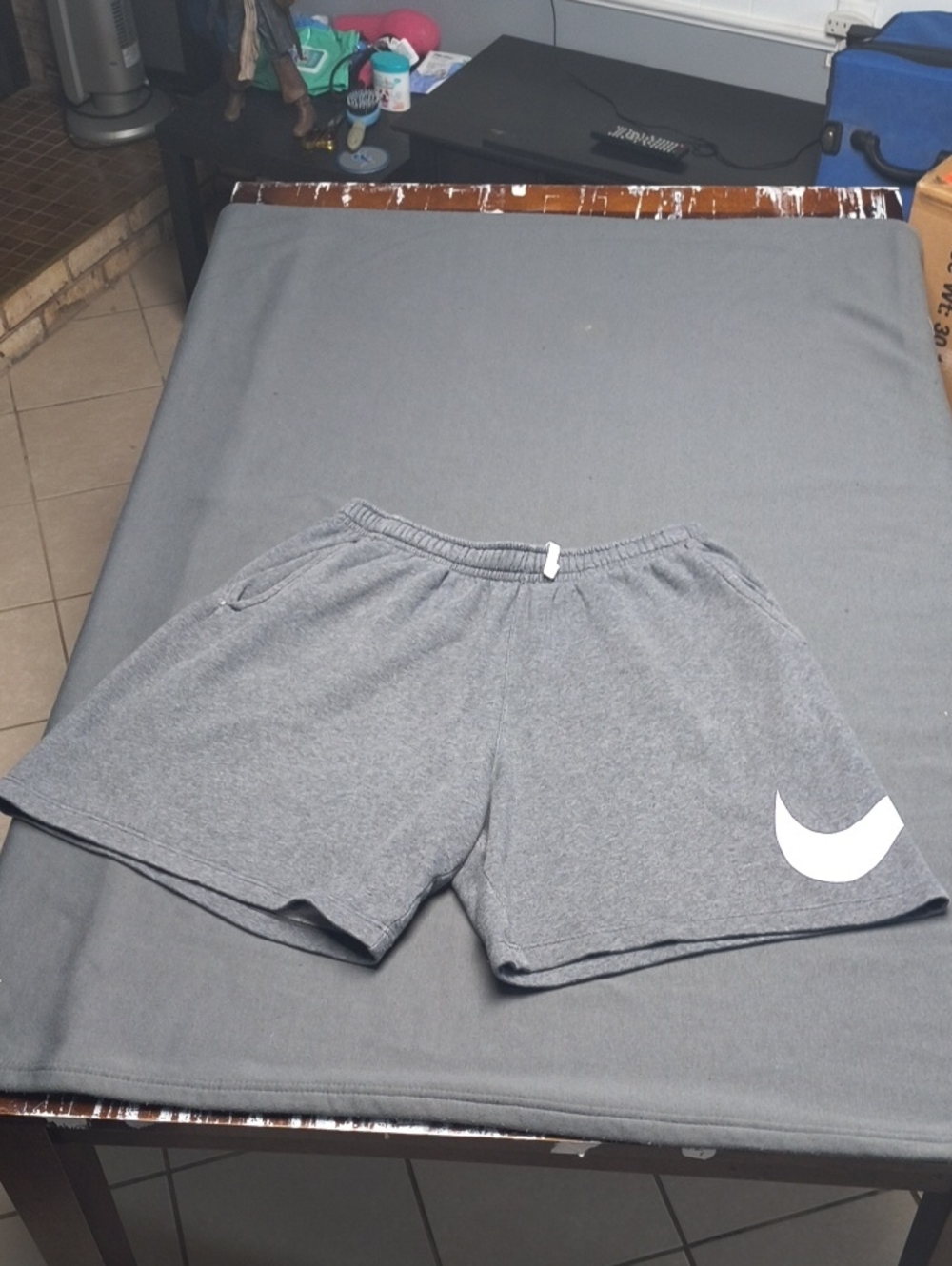 Men's Nike Gray Athletic Shorts Size XL